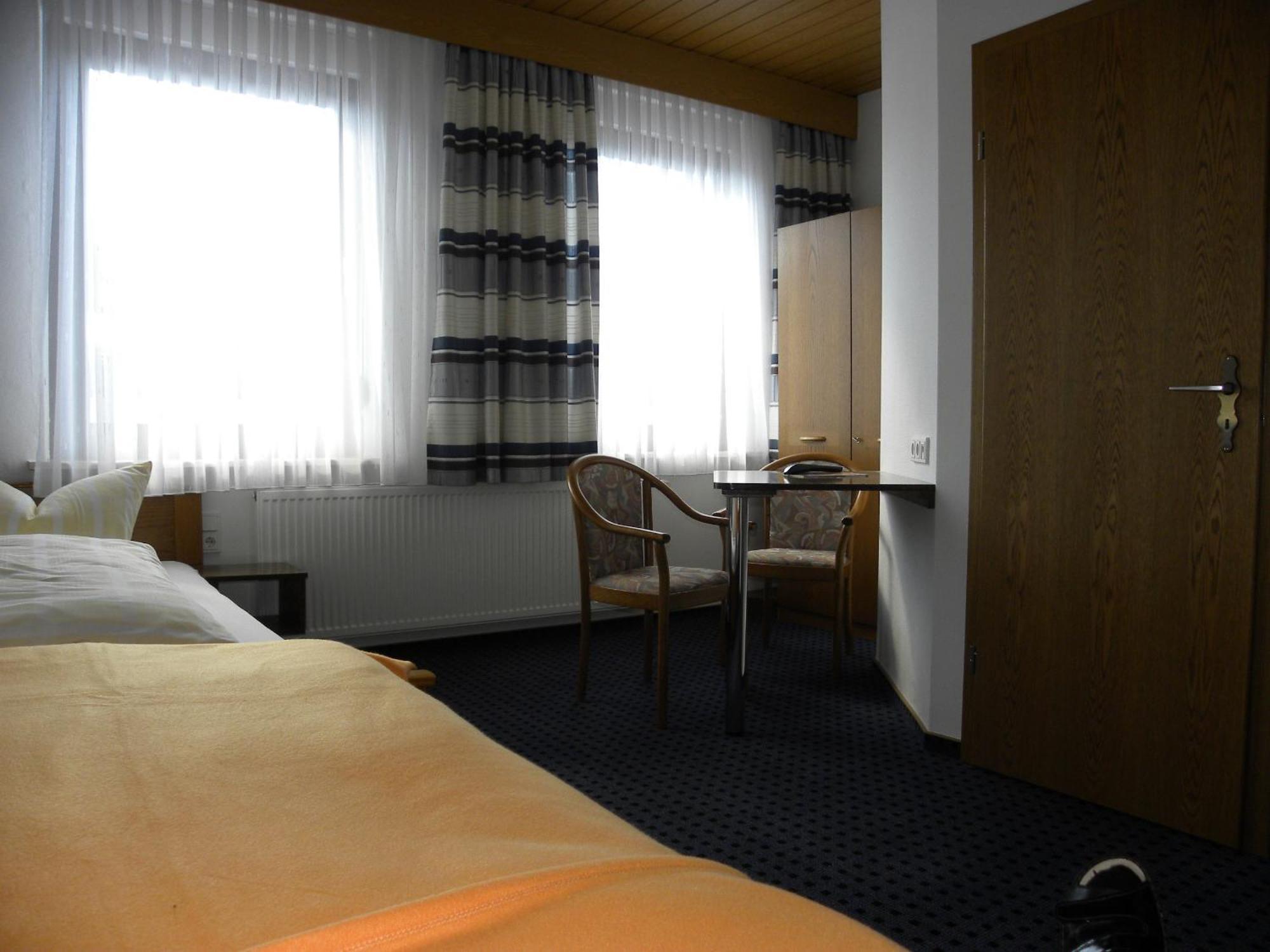 Thueringer Hof Hotel Richelsdorf Quarto foto